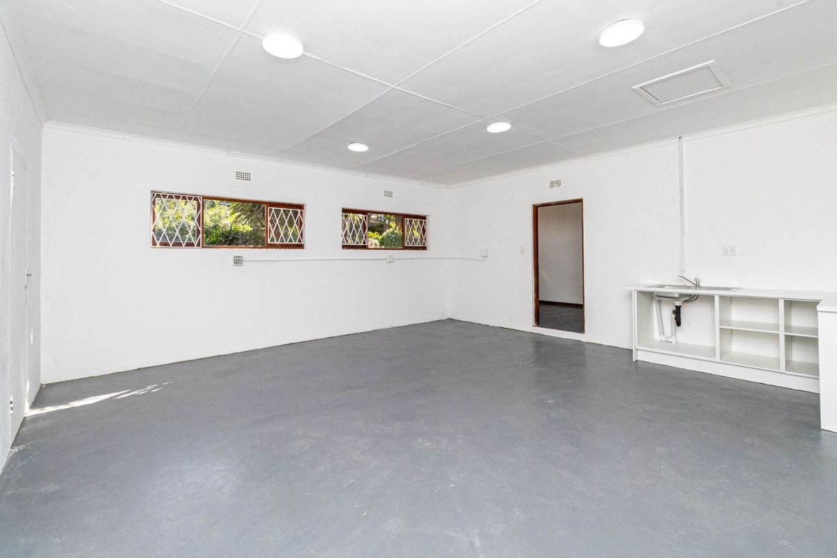 Apartment To Rent in North Riding - Photo 4