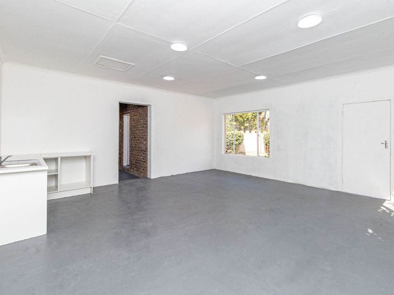 Apartment To Rent in North Riding - Photo 5
