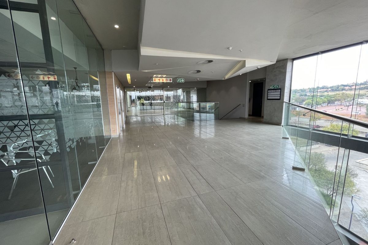 House For Sale in Centurion Central - Photo 4