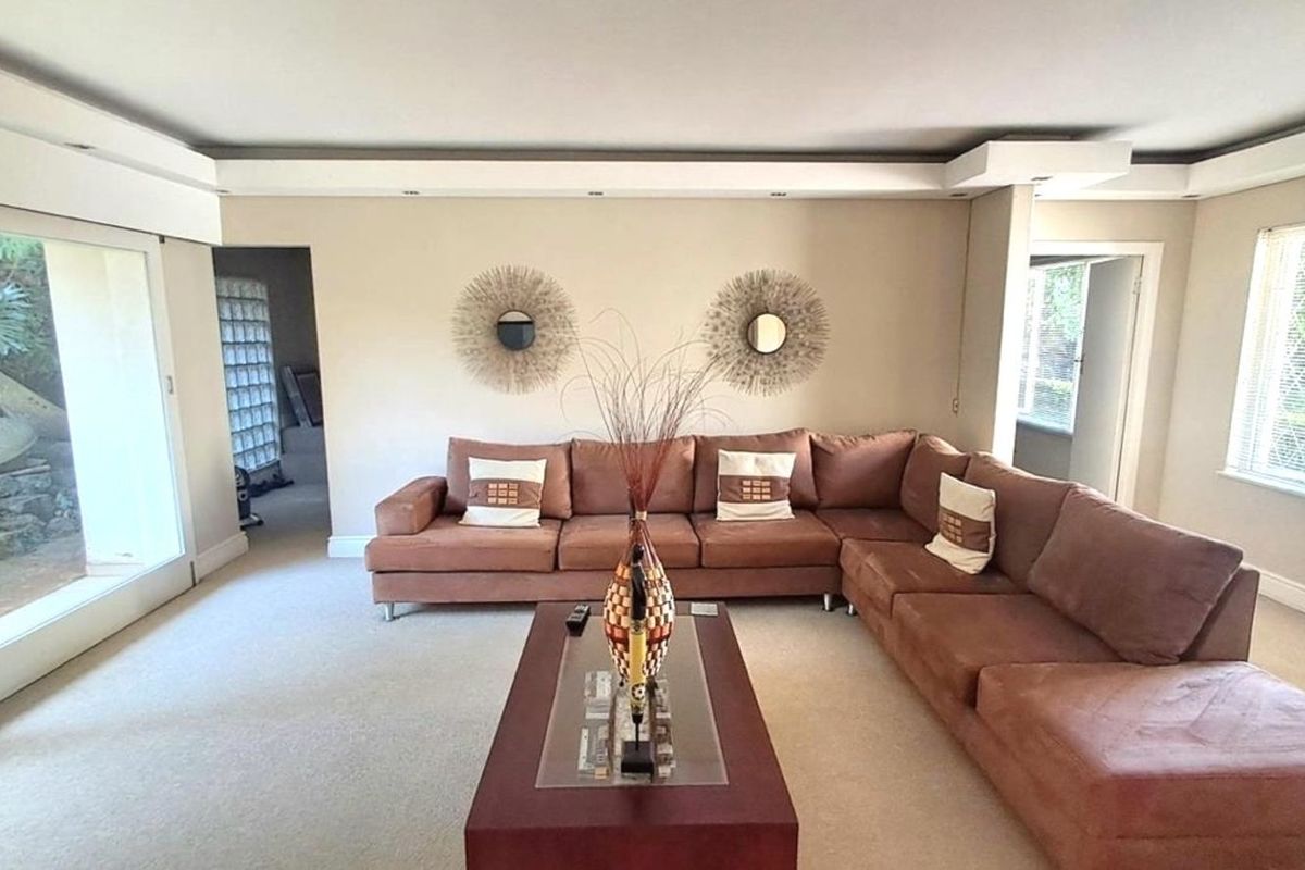 House For Sale in Durban North Central - Photo 4