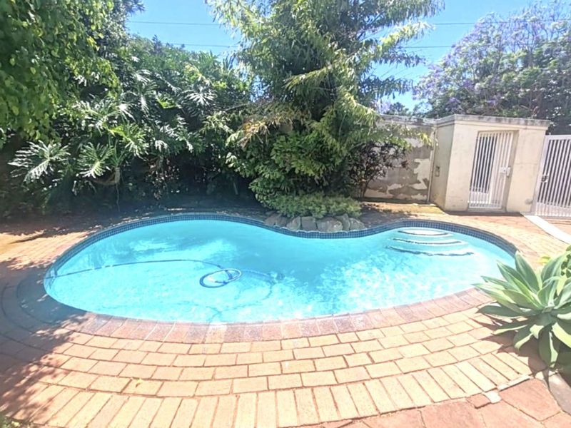 House For Sale in Durban North Central - Photo 3