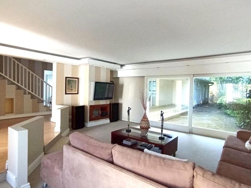 House For Sale in Durban North Central - Photo 5