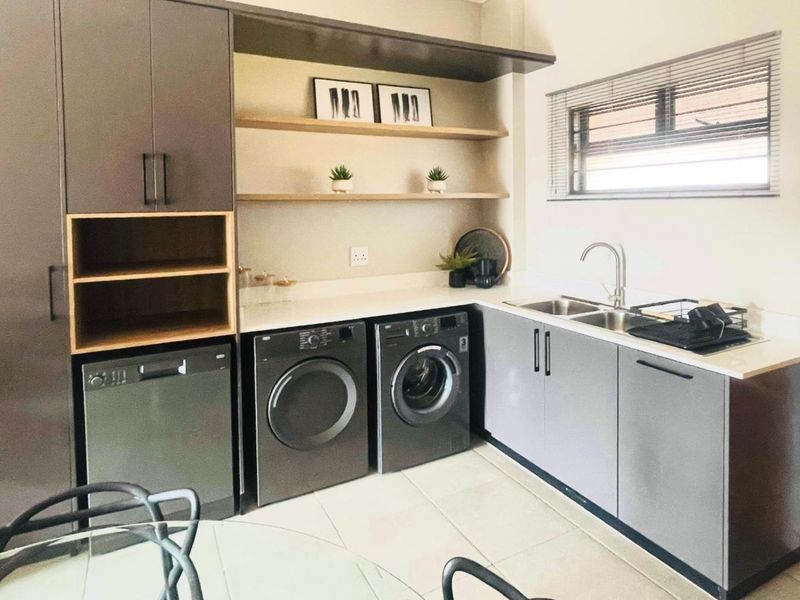 Apartment For Sale in Rietvalleirand - Photo 4