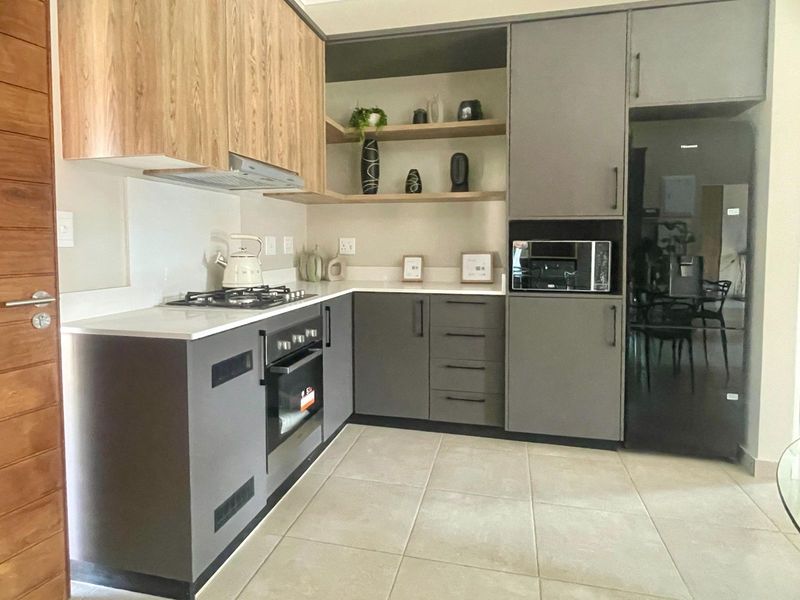 Apartment For Sale in Rietvalleirand - Photo 5