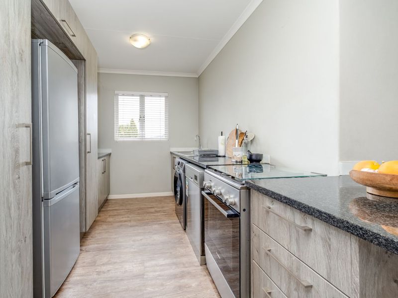 Apartment For Sale in Linden - Photo 7