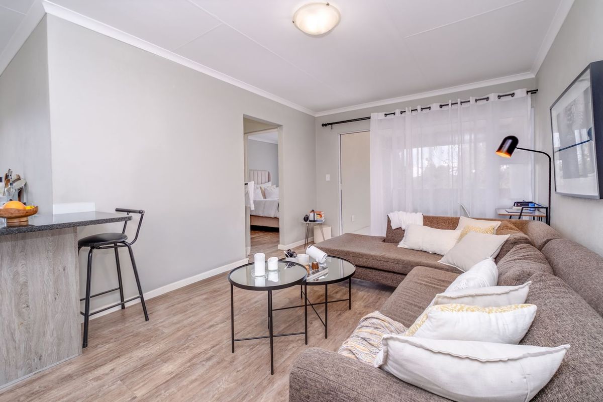 Apartment For Sale in Linden - Photo 4