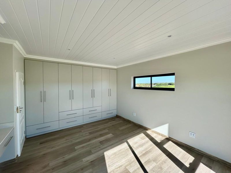 House For Sale in Stilbaai Wes - Photo 10