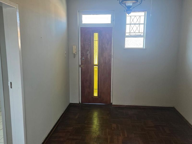 Apartment To Rent in Lambton - Photo 8