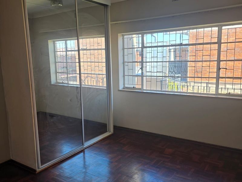 Apartment To Rent in Lambton - Photo 5
