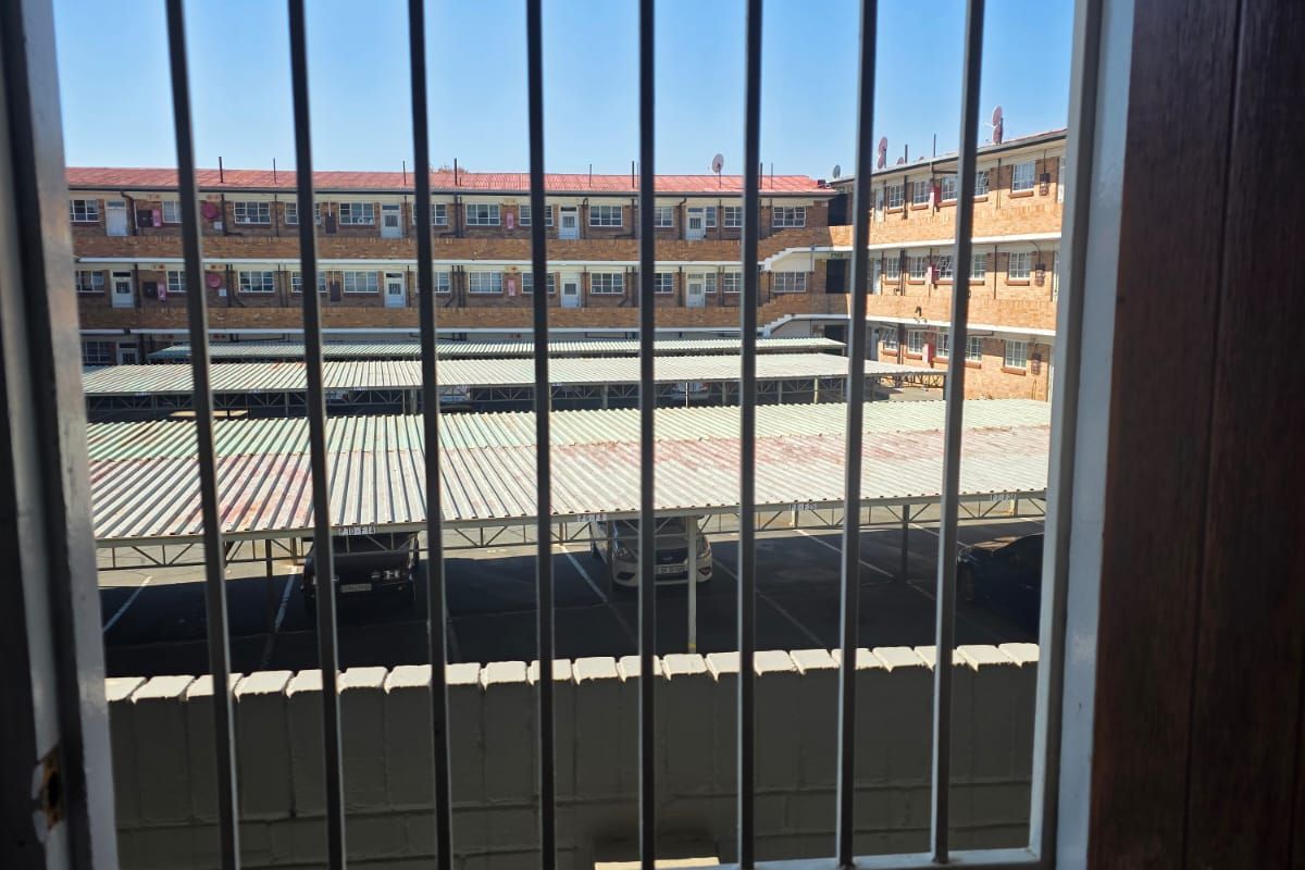 Apartment To Rent in Lambton - Photo 3