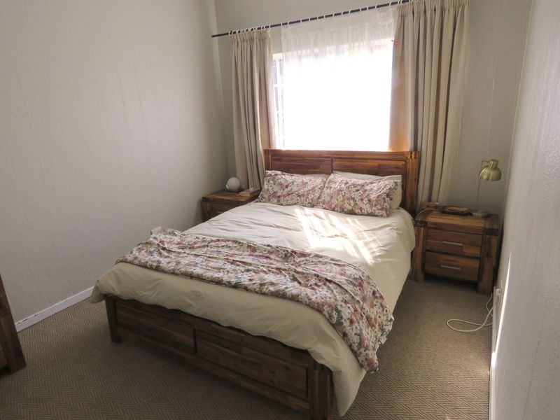 Townhouse For Sale in Rooihuiskraal North - Photo 9