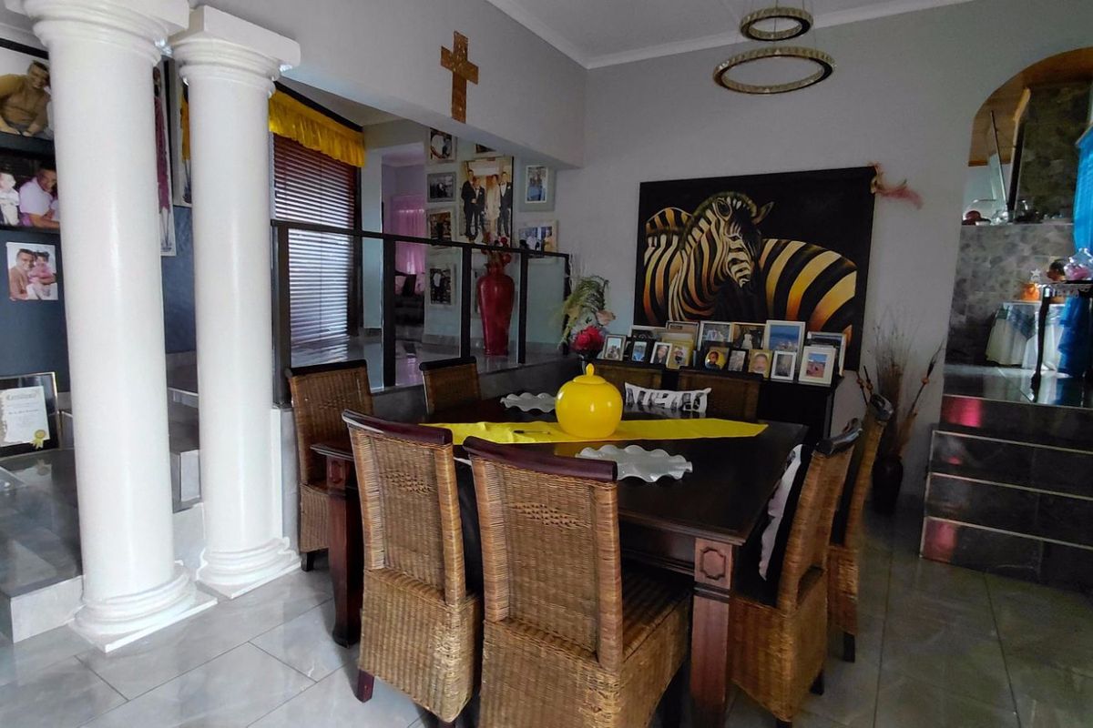 House For Sale in Oudtshoorn South - Photo 3