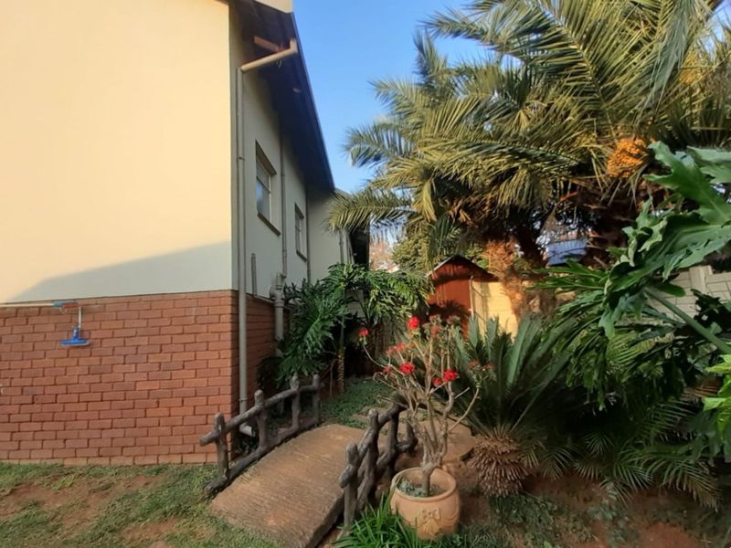 House For Sale in Pierre Van Ryneveld - Photo 3