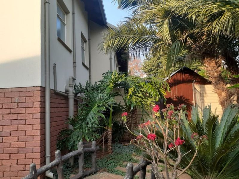 House For Sale in Pierre Van Ryneveld - Photo 4