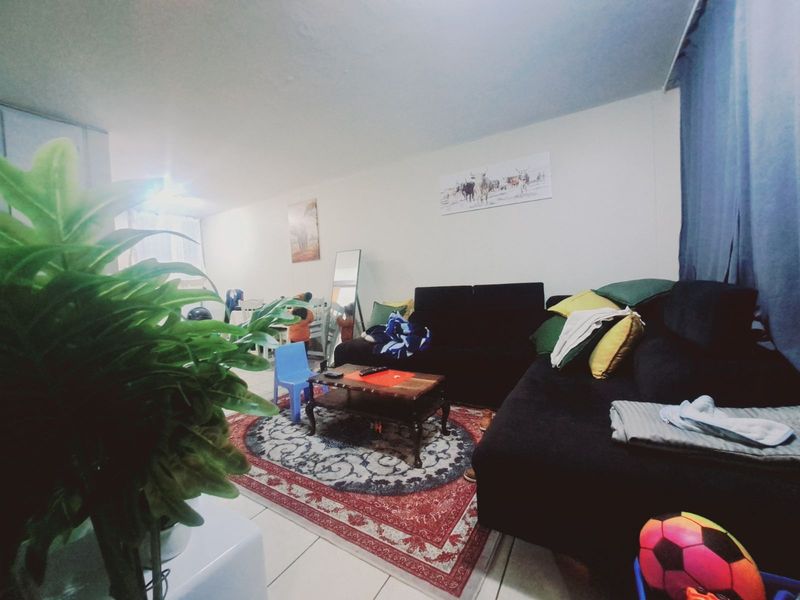 Apartment For Sale in Sunnyside - Photo 9