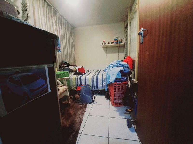 Apartment For Sale in Sunnyside - Photo 4