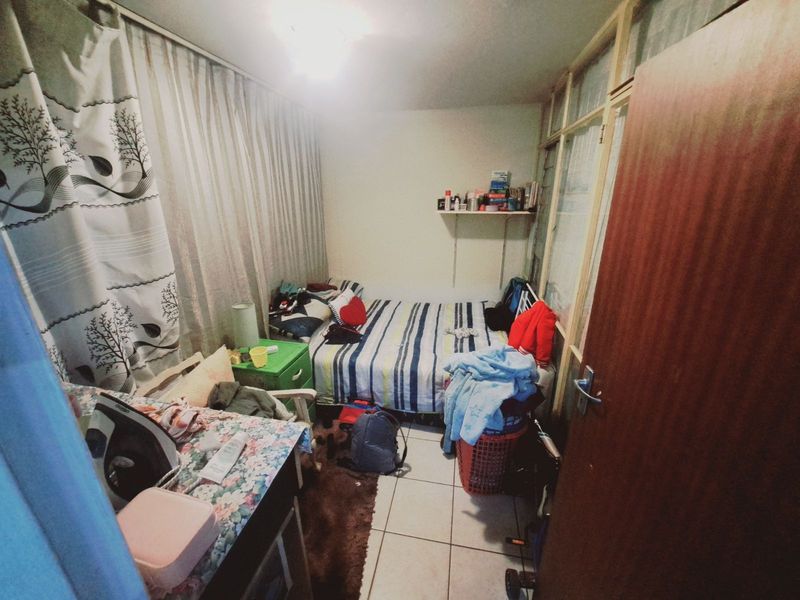 Apartment For Sale in Sunnyside - Photo 5