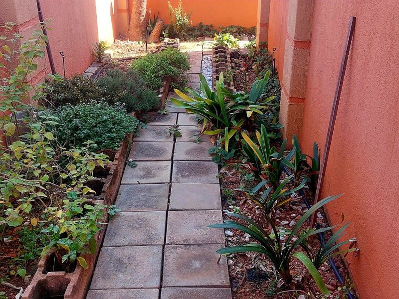 Townhouse For Sale in Polokwane Central - Photo 7