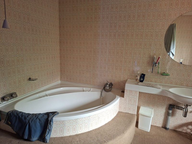 House For Sale in Lynnwood - Photo 5