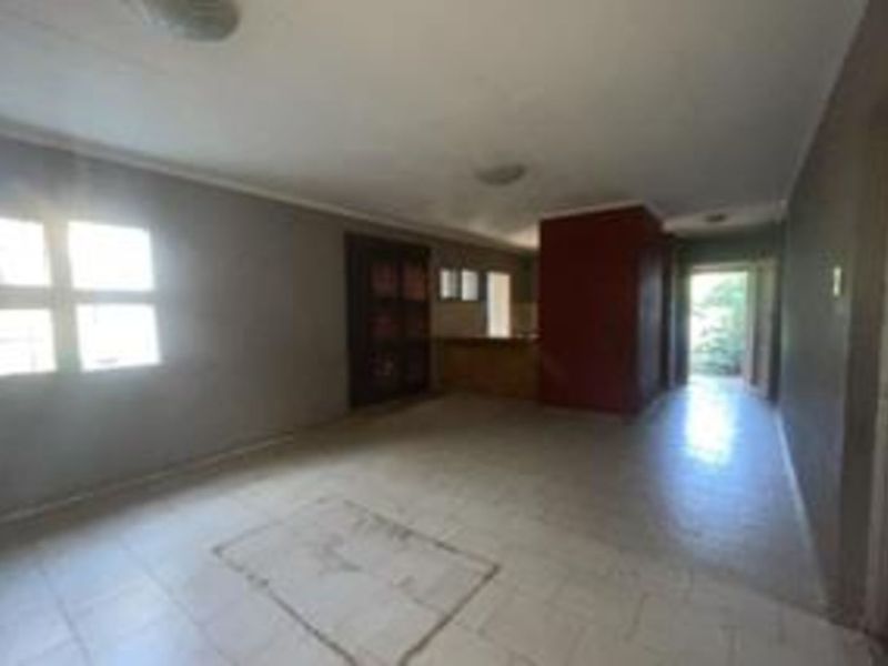 House For Sale in Flora Park - Photo 4