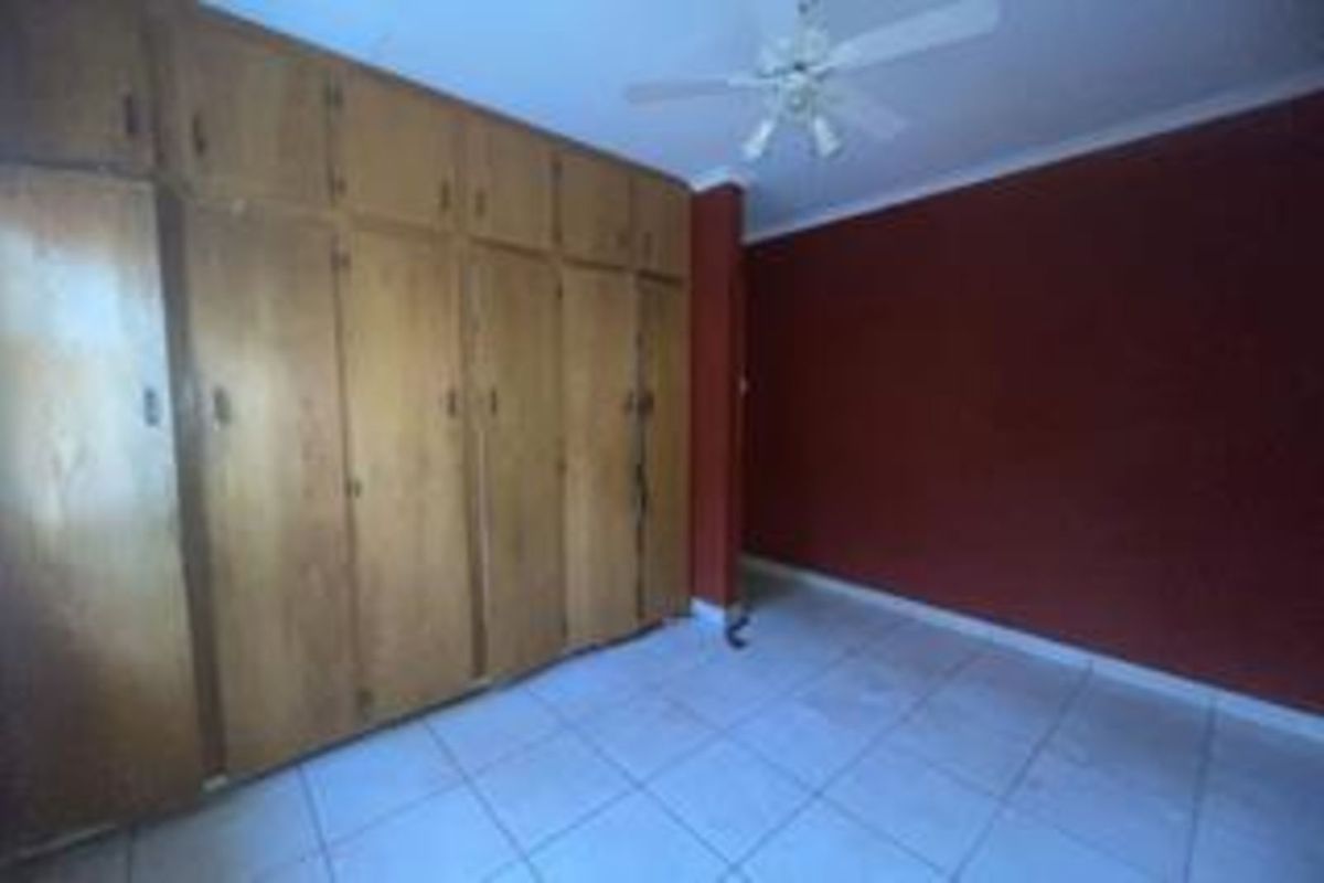 House For Sale in Flora Park - Photo 5