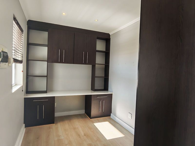 Apartment For Sale in St Georges Park - Photo 7