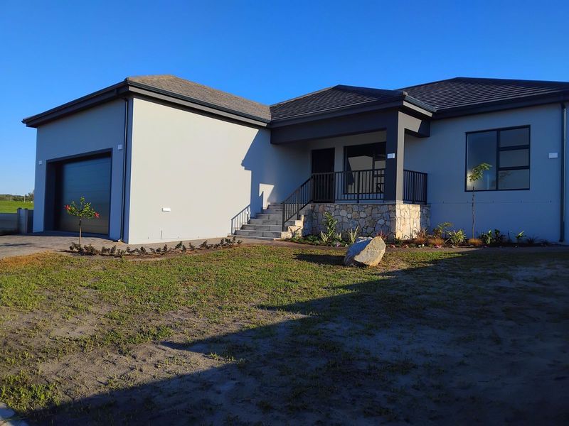 House For Sale in Stilbaai Wes - Photo 1