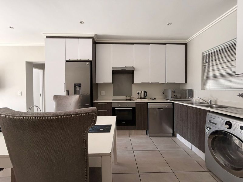 House For Sale in Lonehill - Photo 5