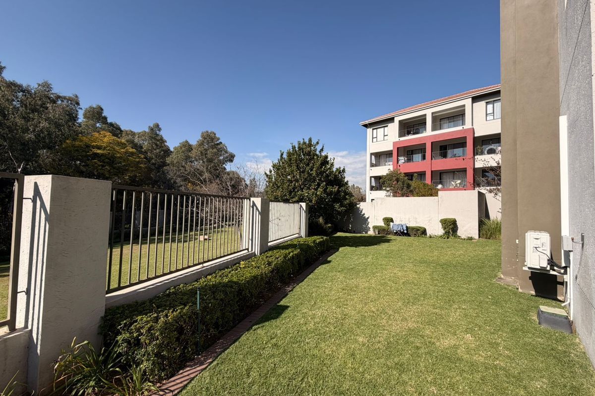 Apartment To Rent in Lonehill - Photo 5