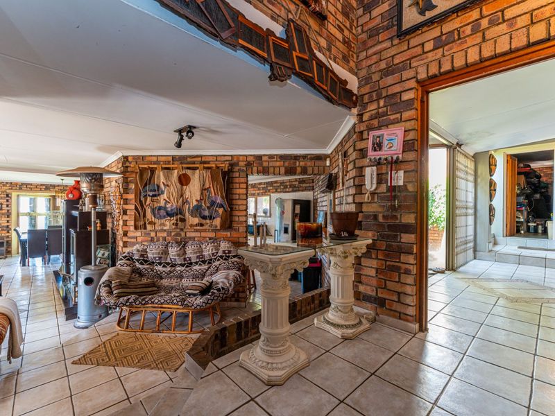 House For Sale in Northcliff - Photo 3
