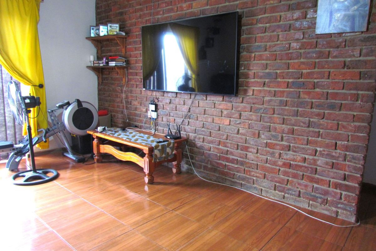 House For Sale in Uitenhage Central - Photo 5