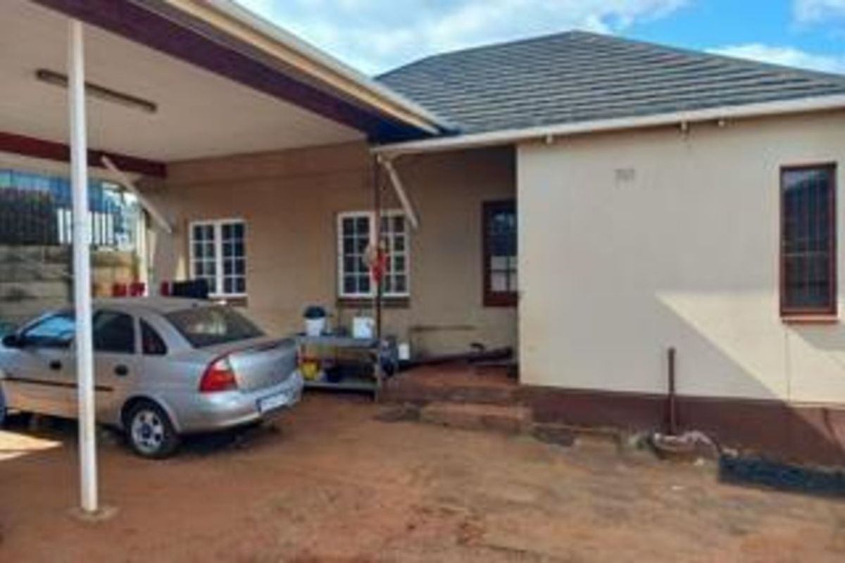 Commercial For Sale in Malvern - Photo 3