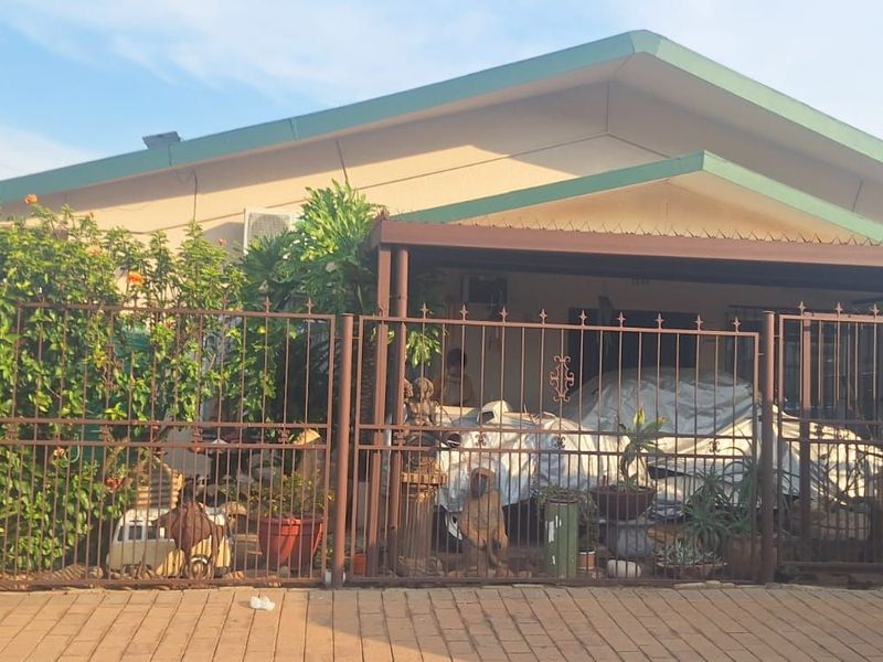 House For Sale in Krugersdorp West - Photo 2