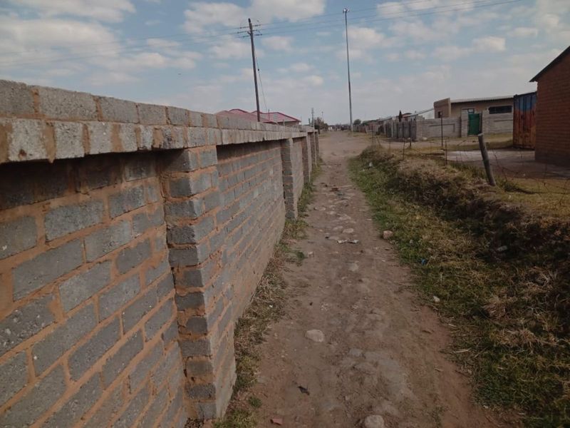 House For Sale in Zamdela - Photo 5