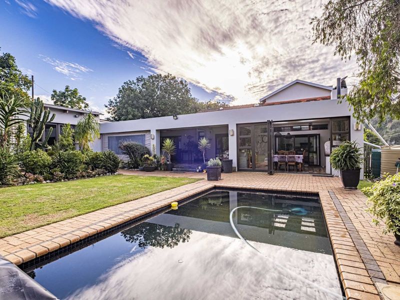 House For Sale in Walmer - Photo 1
