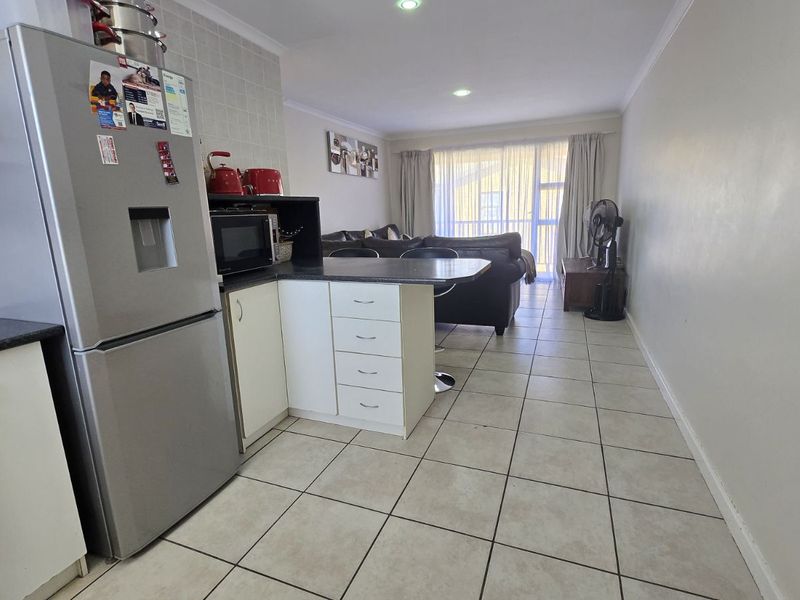Apartment For Sale in Fairview Golf Estate - Photo 8