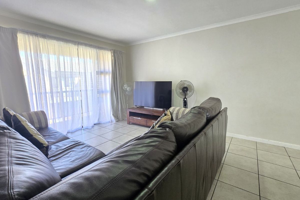 Apartment For Sale in Fairview Golf Estate - Photo 4