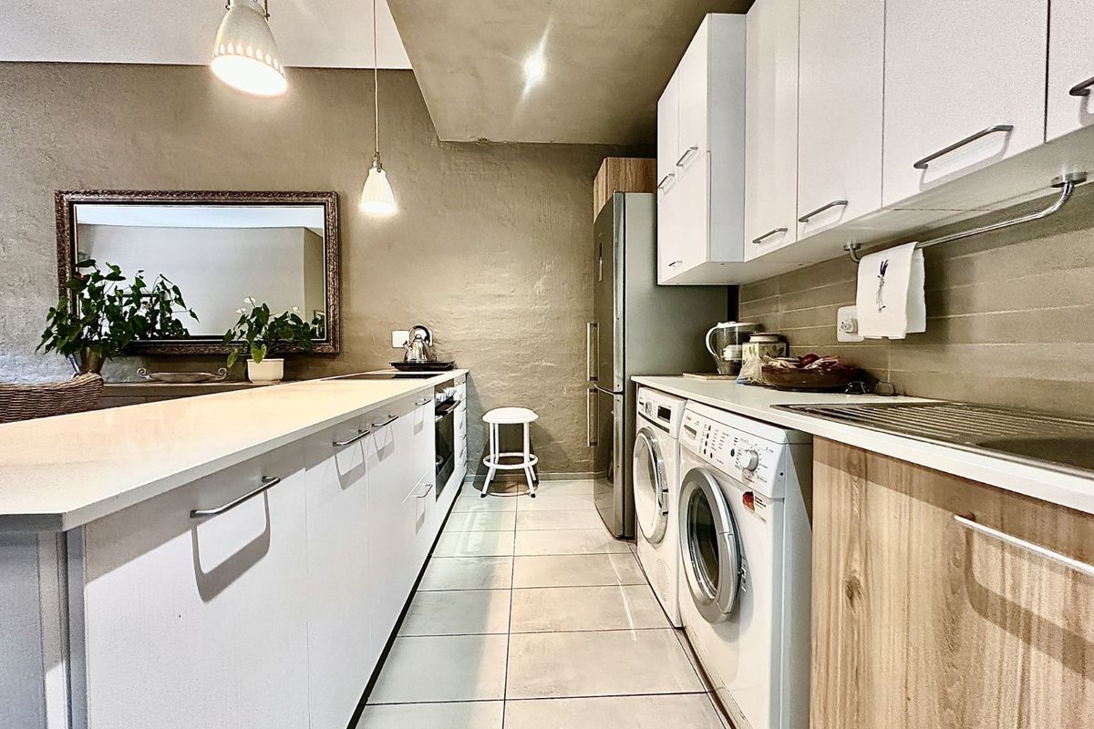 Apartment For Sale in Lynnwood - Photo 3