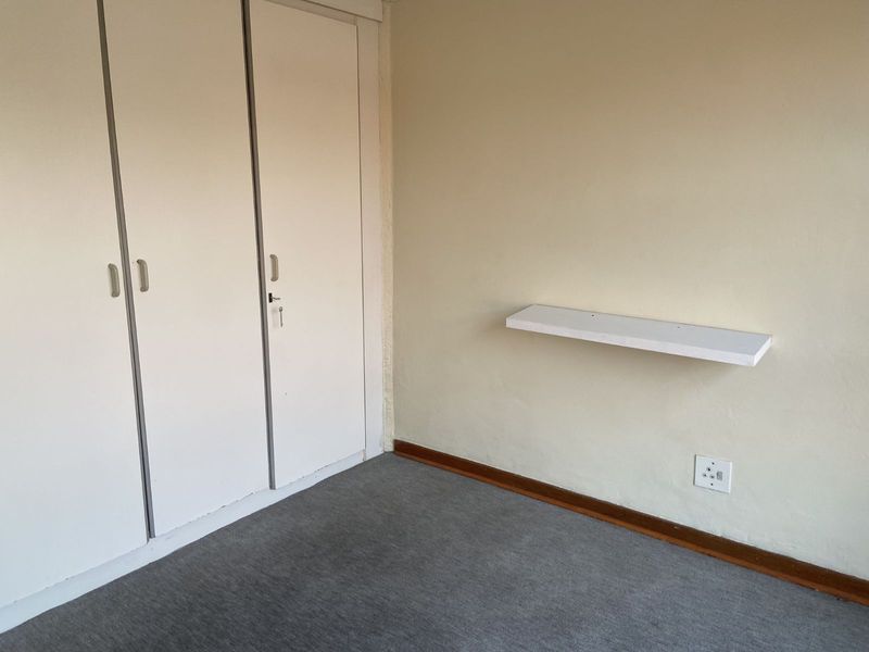 Townhouse For Sale in Kloofendal - Photo 9