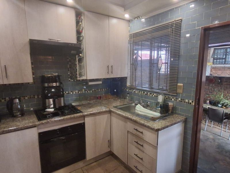 House For Sale in Philip Nel Park - Photo 10