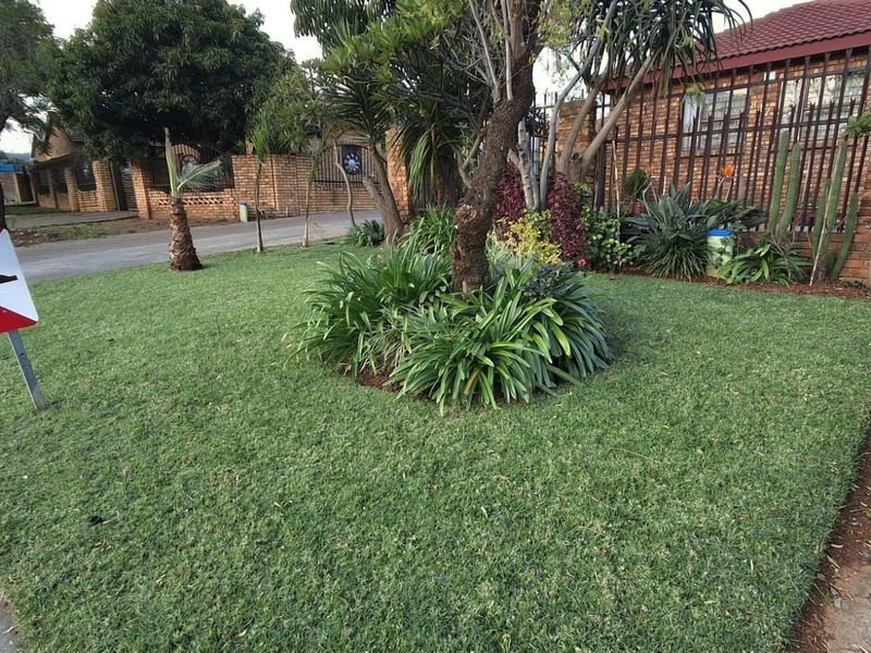 House For Sale in Philip Nel Park - Photo 4