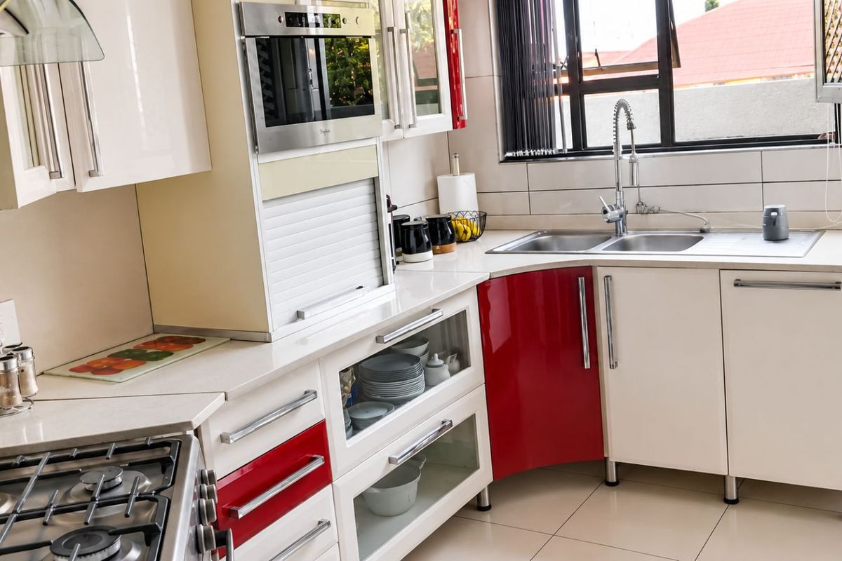 House For Sale in African Jewel - Photo 3