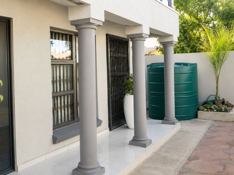 House For Sale in African Jewel - Photo 1