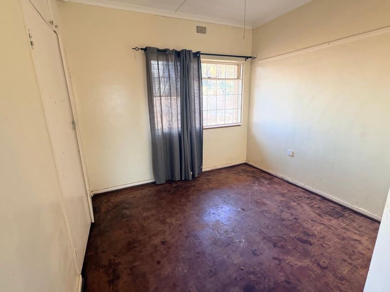 House For Sale in Cassandra - Photo 10