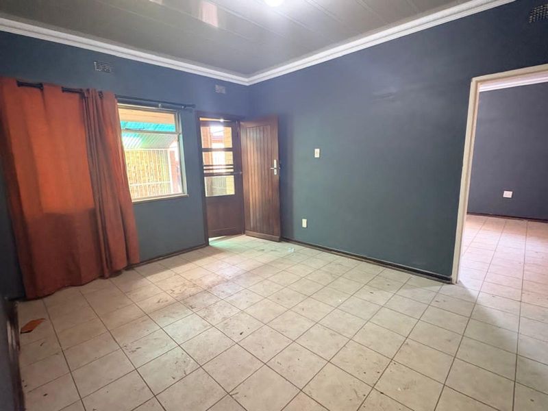 House For Sale in Cassandra - Photo 5