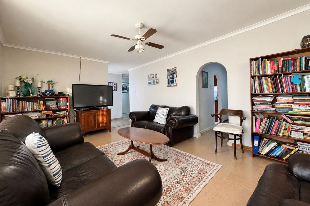 House For Sale in Secunda Central - Photo 5
