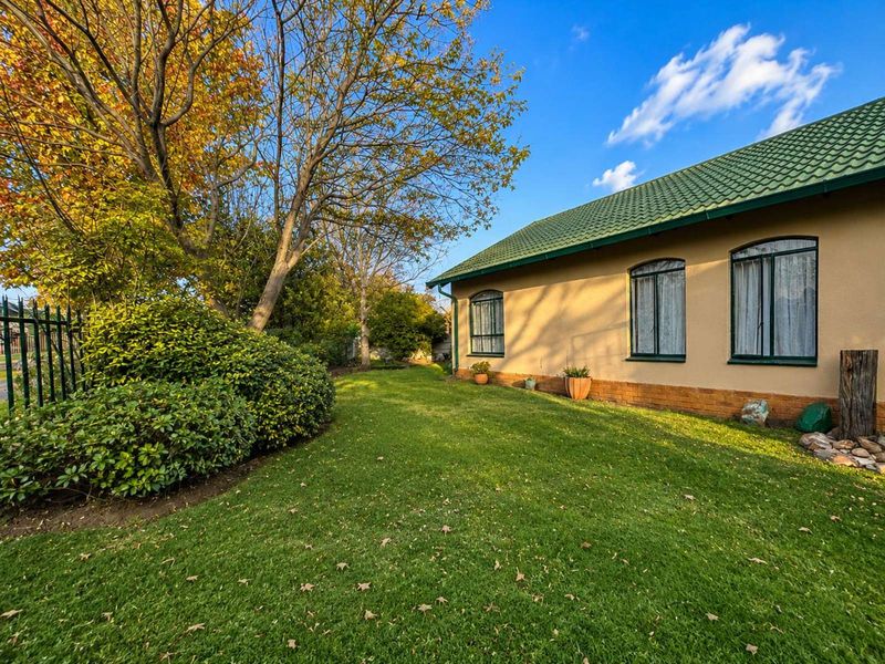 House For Sale in Secunda Central - Photo 3
