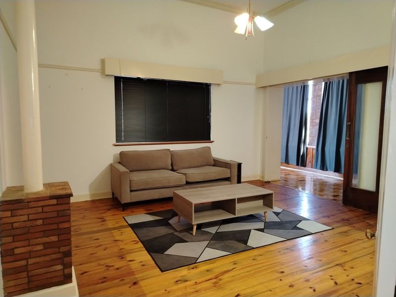 House For Sale in Graaff-Reinet Central - Photo 7
