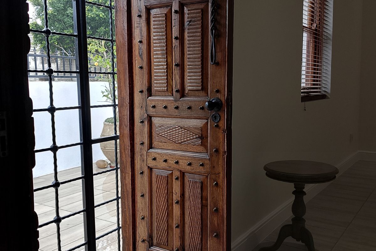 House For Sale in Strand North - Photo 5