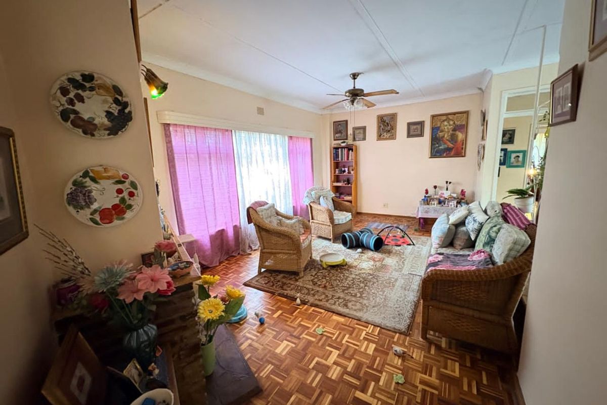 House For Sale in Verwoerdpark - Photo 2